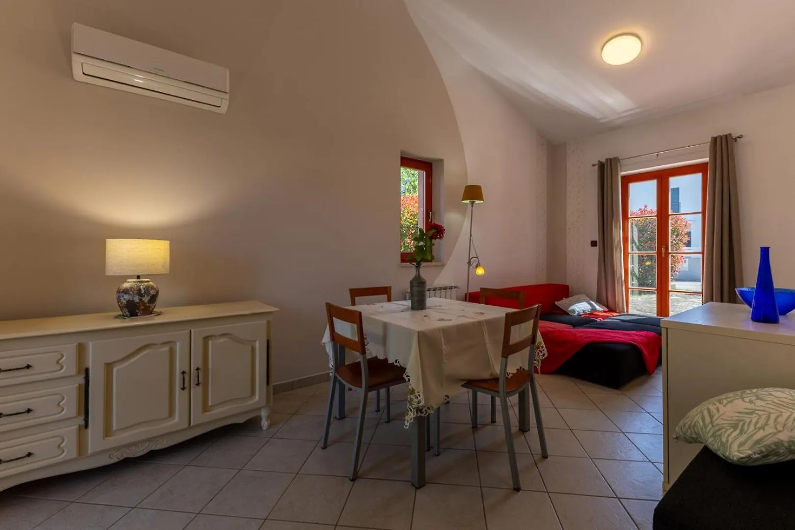 Appartement Mary In Volme With Garden à Banjole